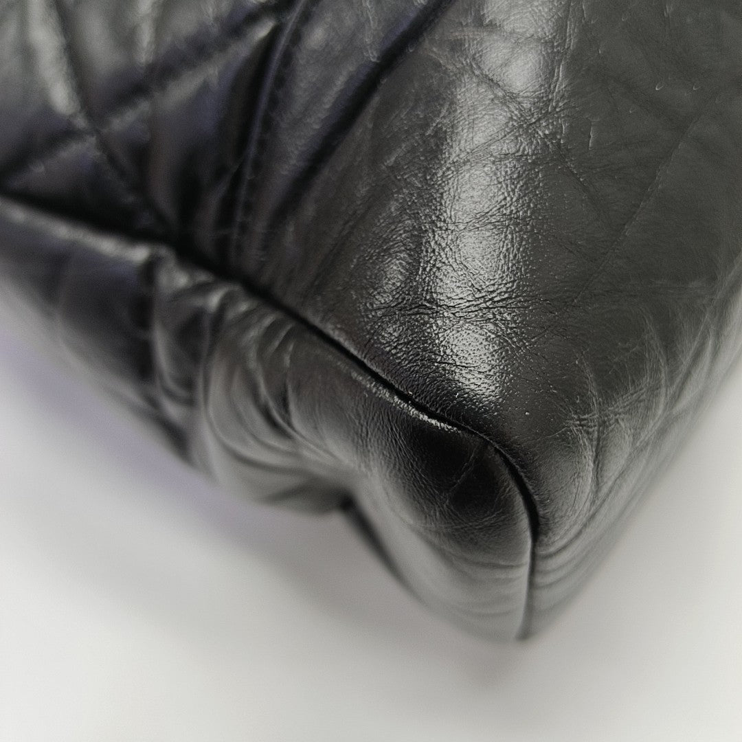 CHANEL 31 Large Quilted Vintage Calf Black