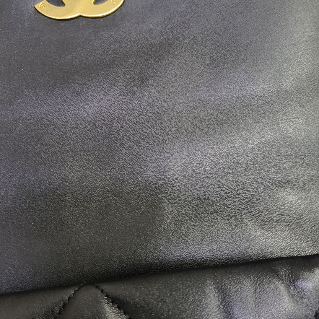 CHANEL 19 Large Quilted Lambskin Black