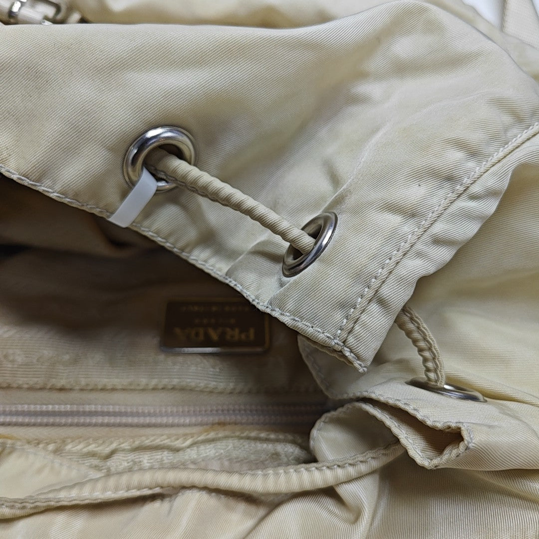 Re-Nylon Medium Nylon Beige
