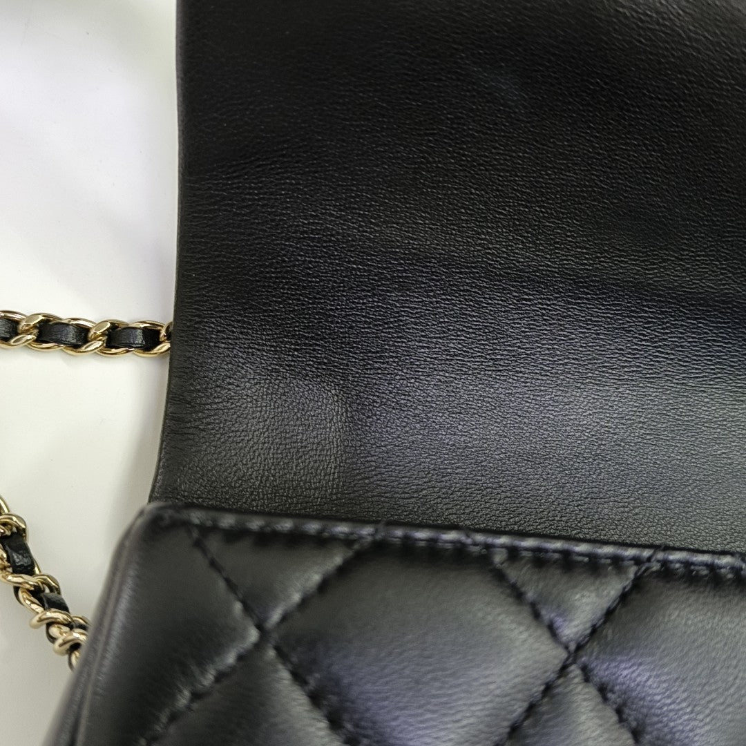 CLASSIC FLAP Mini Quilted Lambskin Black