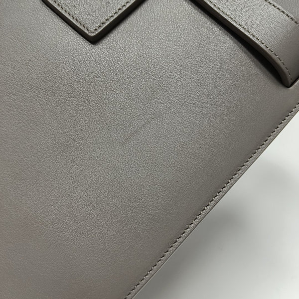 SAC DE JOUR Small Calfskin Gray