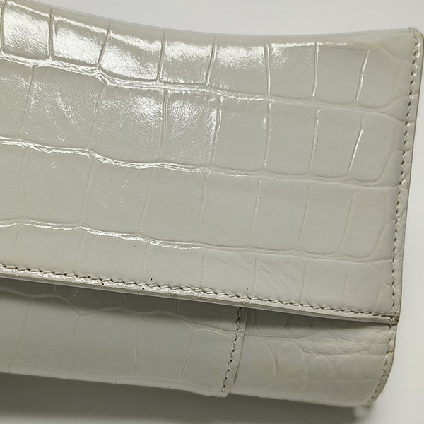 Hourglass Wallet On Chain Mini Calfskin White