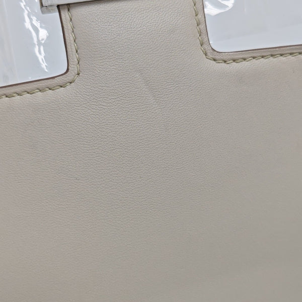 Constance 23 Evercolor White