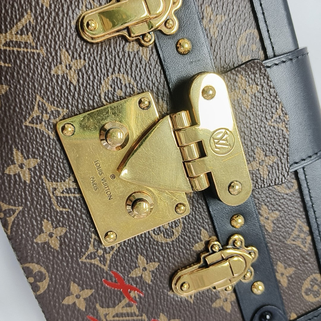 PETITE MALLE Monogram Coated Canvas Brown