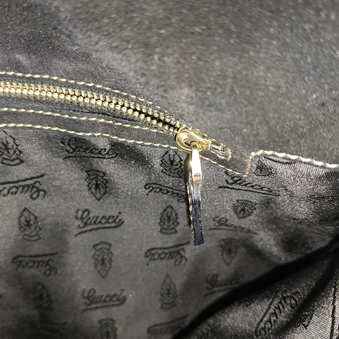 Britt Calfskin Black