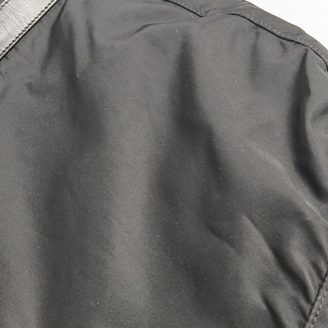 Vela Messenger Bag Nylon Black