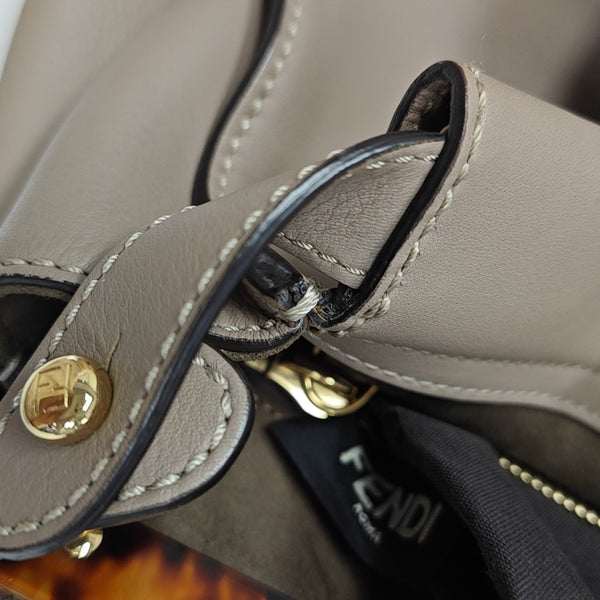 Peekaboo Medium Calfskin Beige