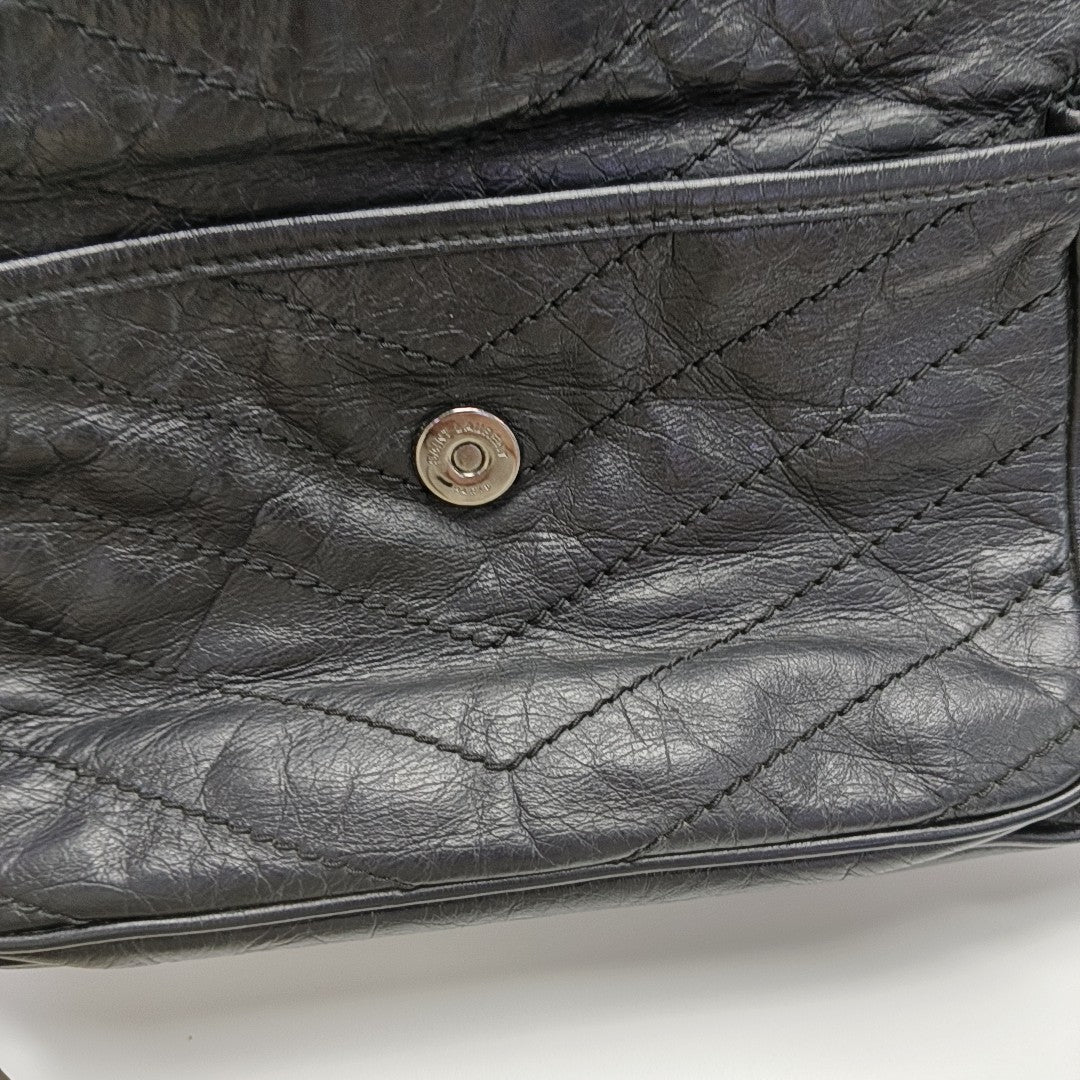 NIKI Medium Chevron Calfskin Black