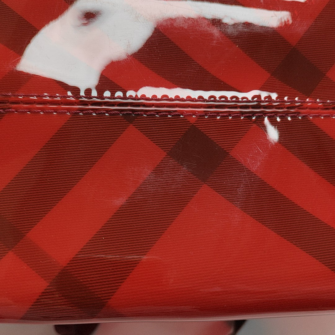 Plastic Red