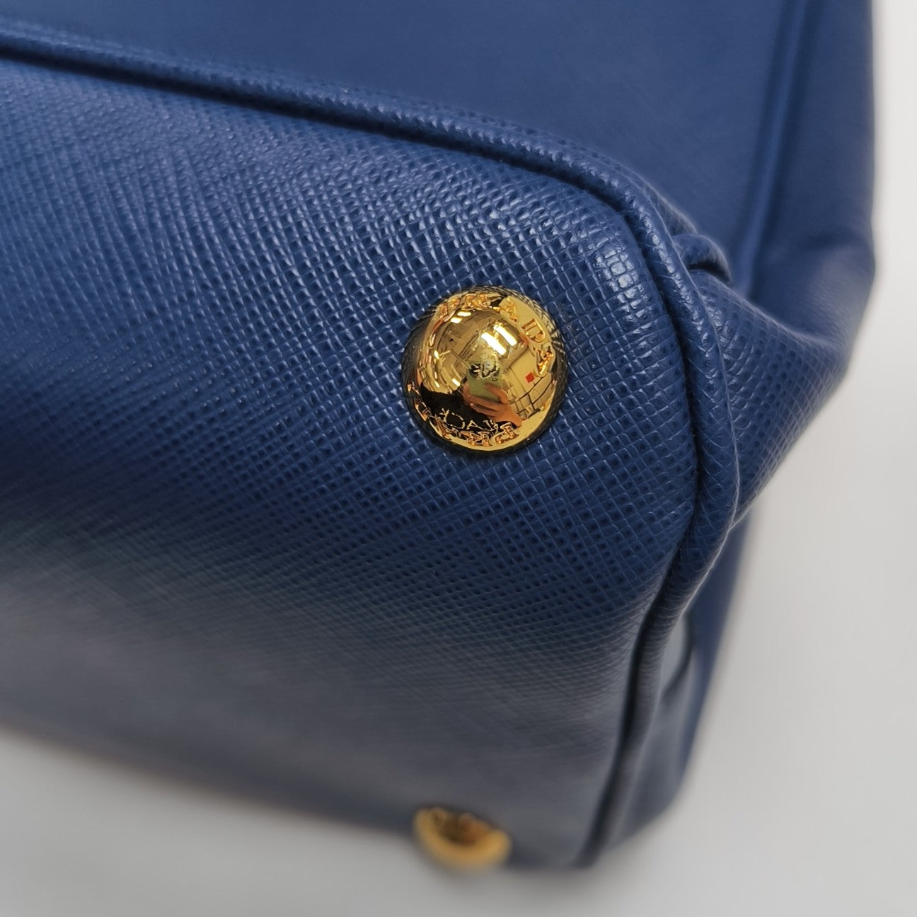 Galleria Extra Large Saffiano Calfskin Blue