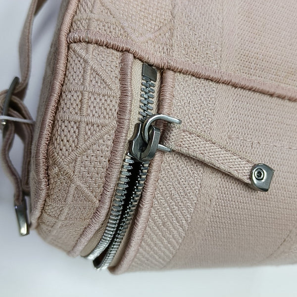 Travel Vanity Canvas Pink