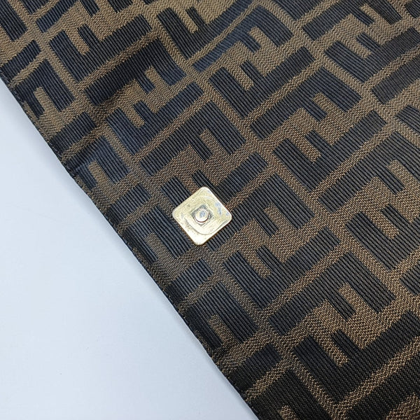 Mia Canvas Brown