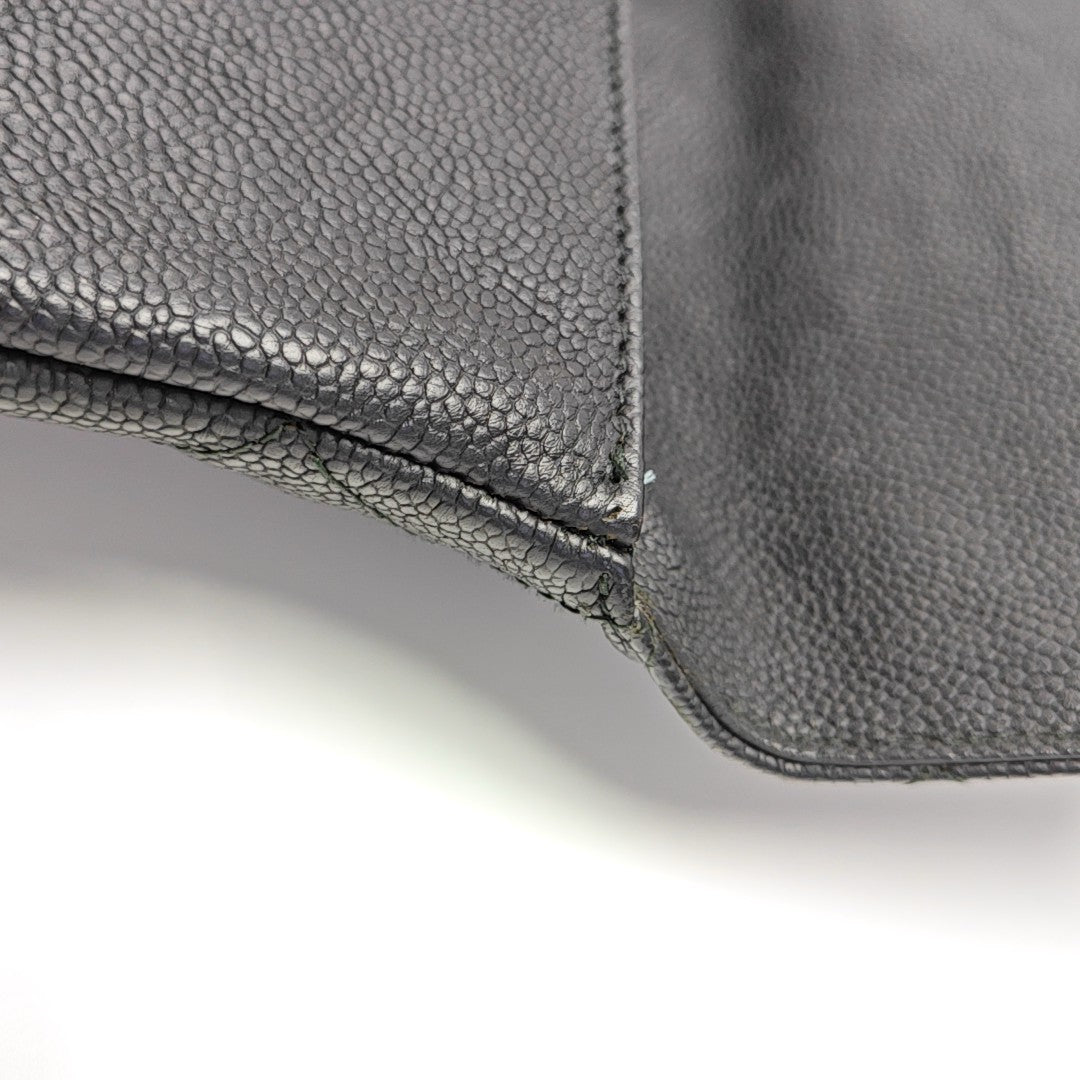 THREAD AROUND Quilted Grained Calfskin Black