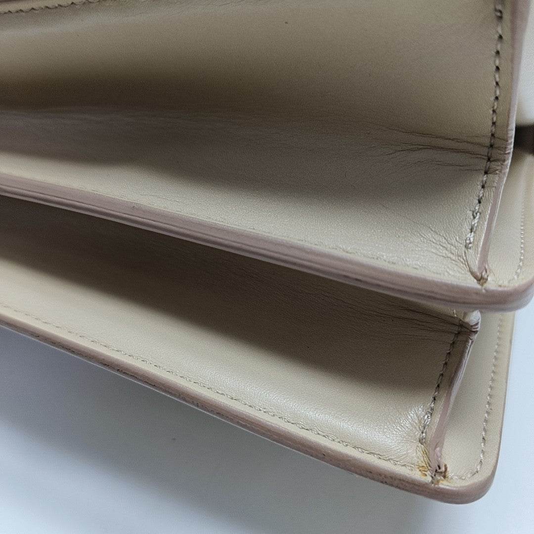 CASE Calfskin Beige