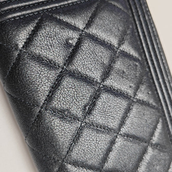 BOY CHANEL Mini Quilted Calfskin Blue Wallet