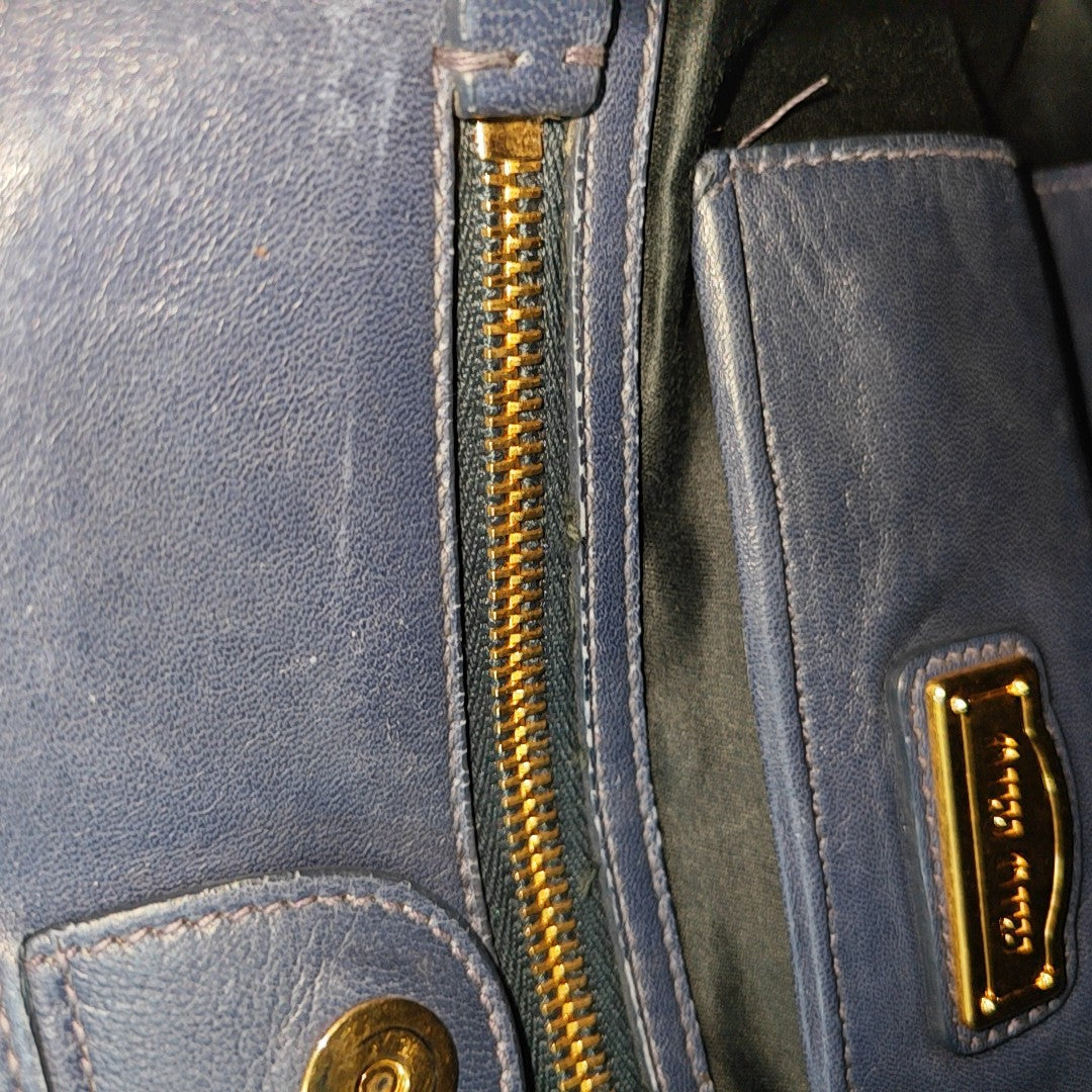Avenue Quilted Lambskin Blue