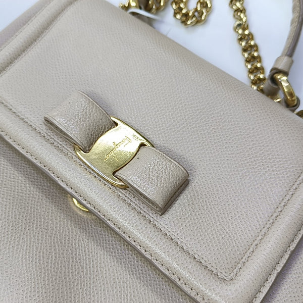 Carrie Calfskin Beige