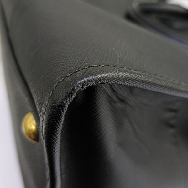 Saffiano Calfskin Shoulder Bag Black