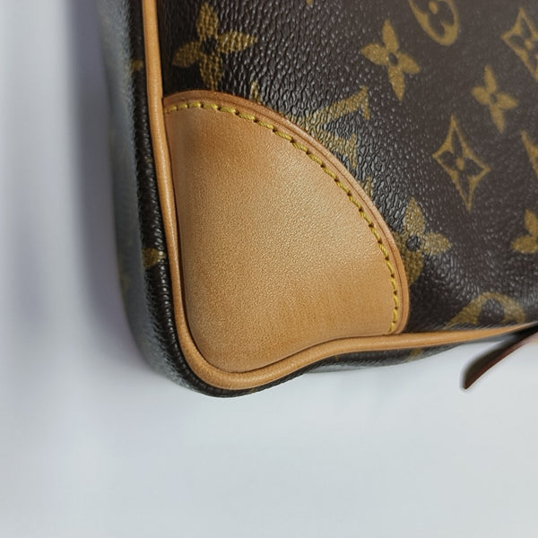 PORTE-DOCUMENTS PM Monogram Coated Canvas Brown