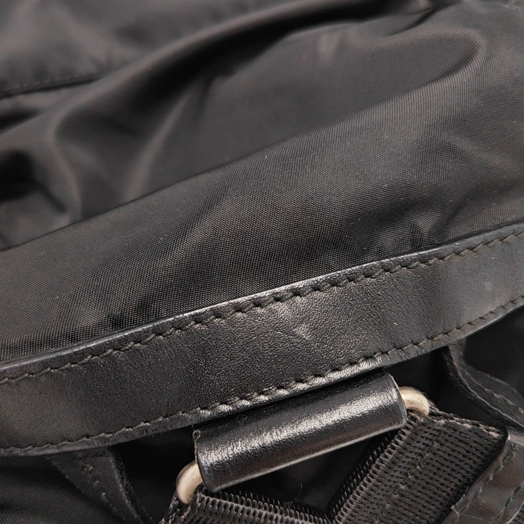 Vela Small Nylon Black