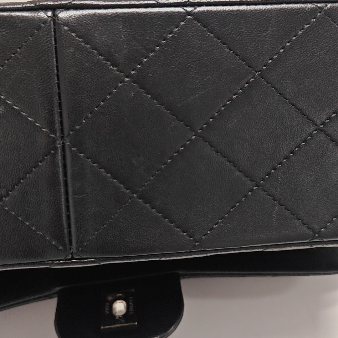 CLASSIC FLAP Jumbo Quilted Lambskin Black