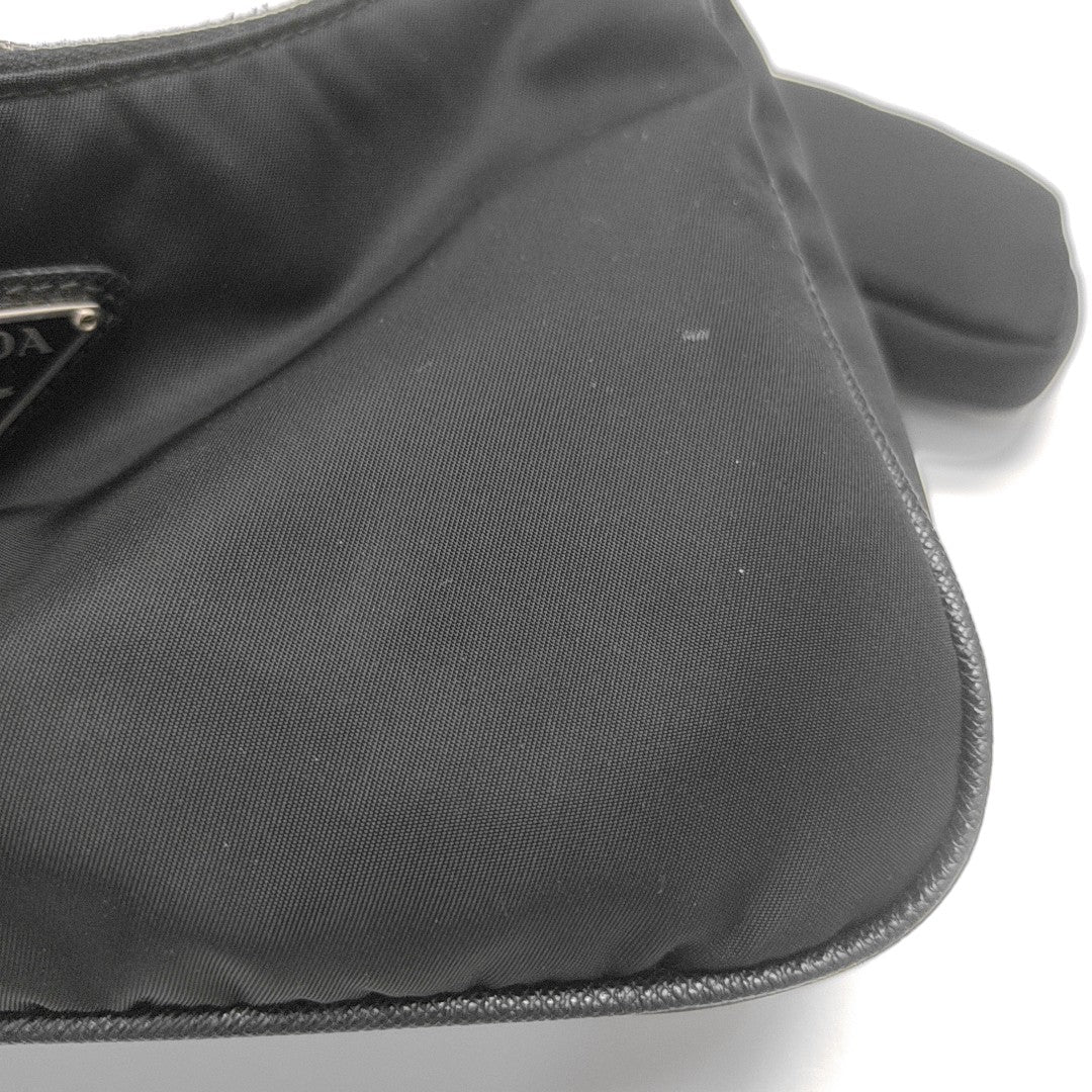 Re-Edition2000 Nylon Black