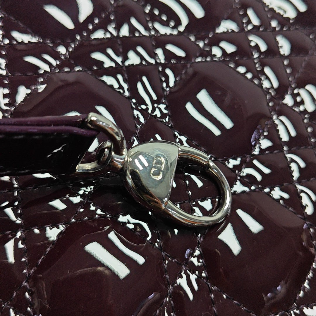 Authenticated pre-owned  Lady Dior Large Cannage Lambskin Burgundy - Tote Bag at Looply