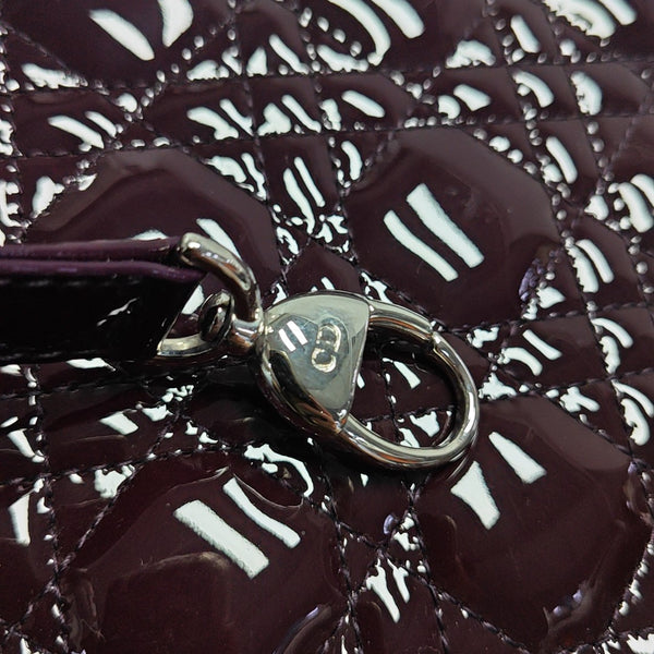 Authenticated pre-owned  Lady Dior Large Cannage Lambskin Burgundy - Tote Bag at Looply