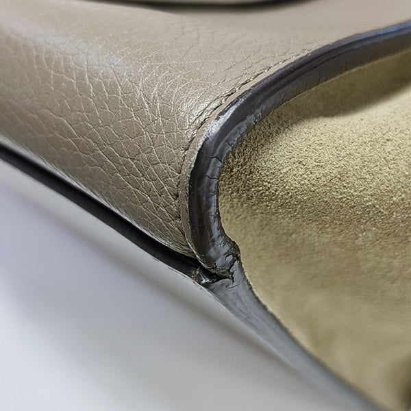 TRAPEZE Small Calfskin Gray
