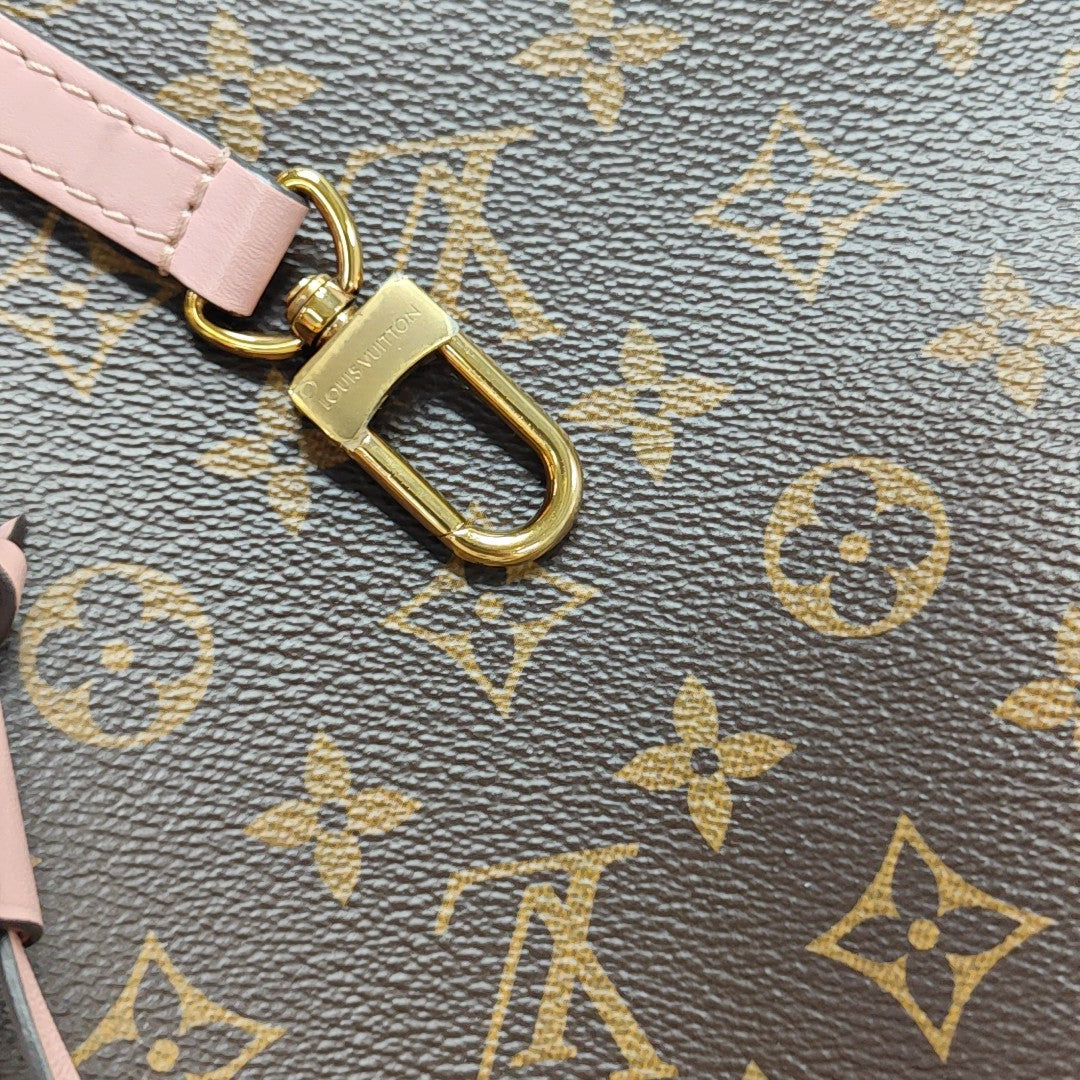 NÉONOÉ MM Monogram Coated Canvas Brown