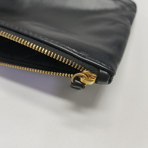 CHANEL 22 Medium Quilted Calfskin Black