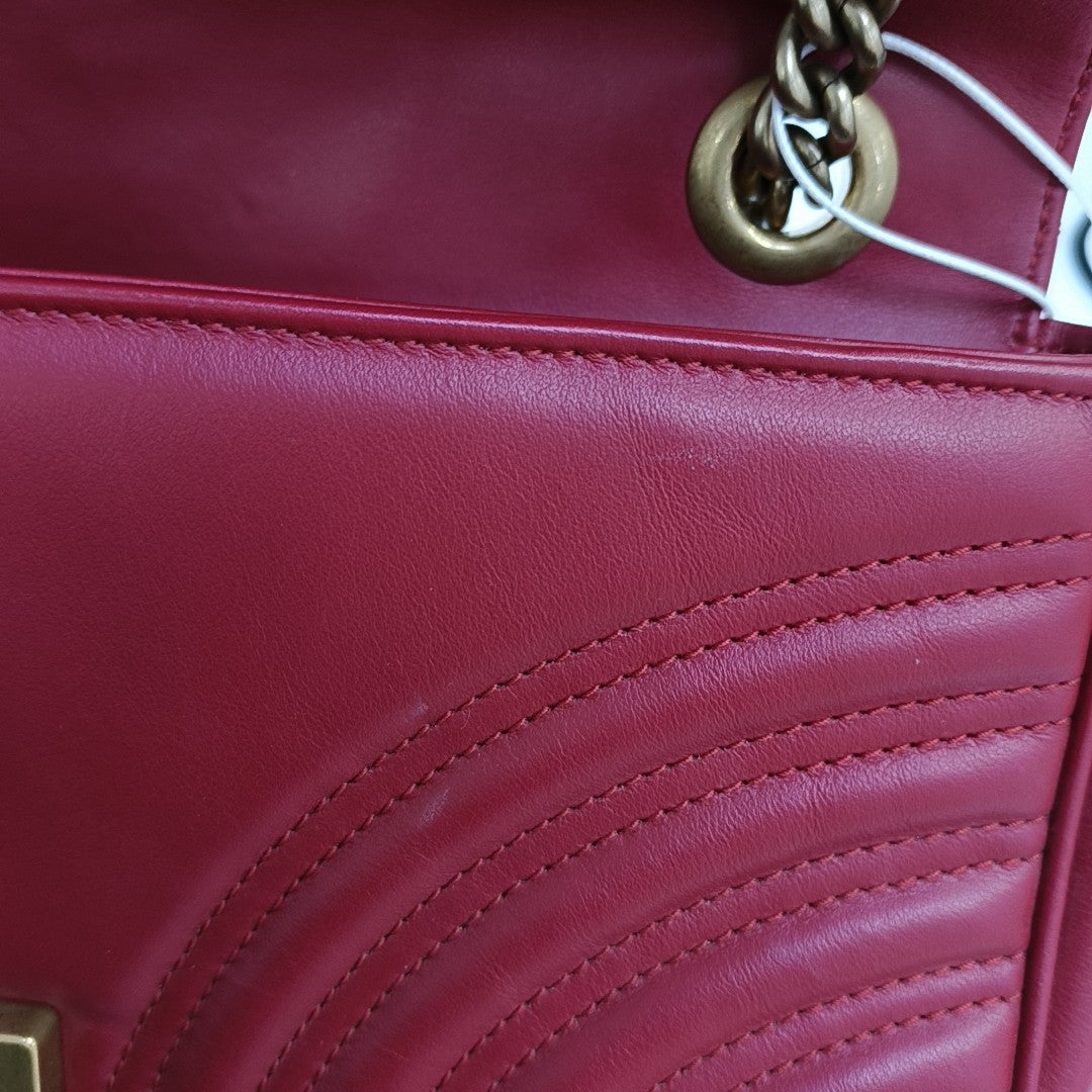 GG Marmont Medium Quilted Calfskin Red
