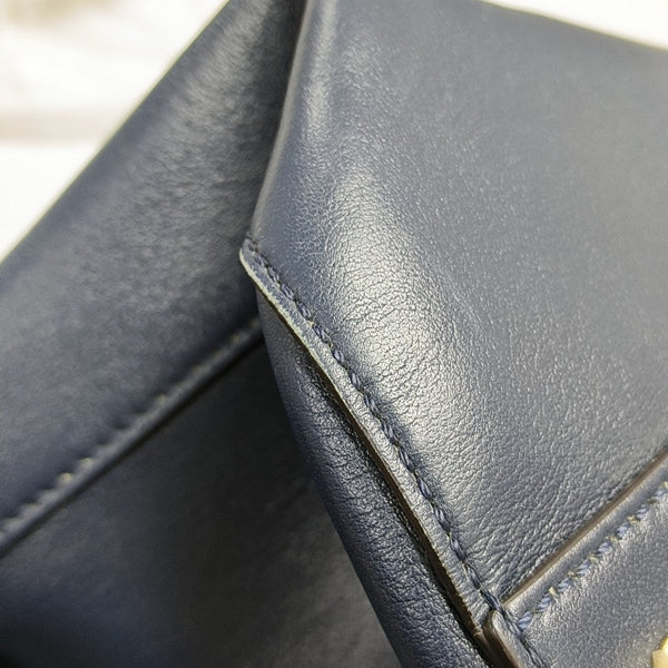FF Tote Medium Calfskin Blue
