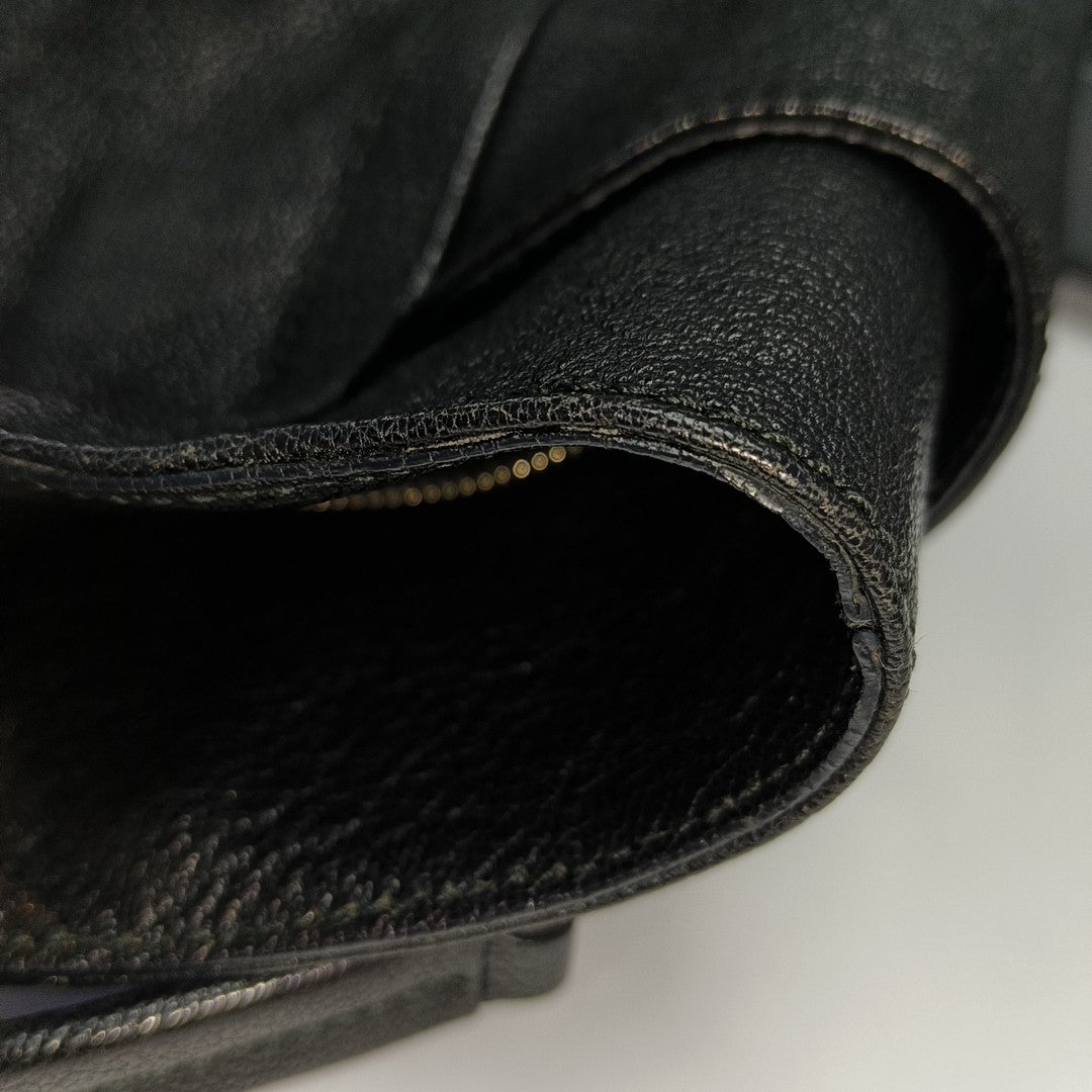 Betulla Medium Calfskin Black