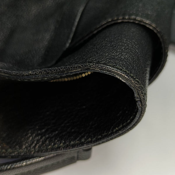 Betulla Medium Calfskin Black