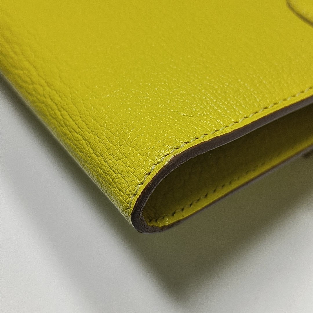 Kelly 19 Chèvre Mysore Yellow Wallet