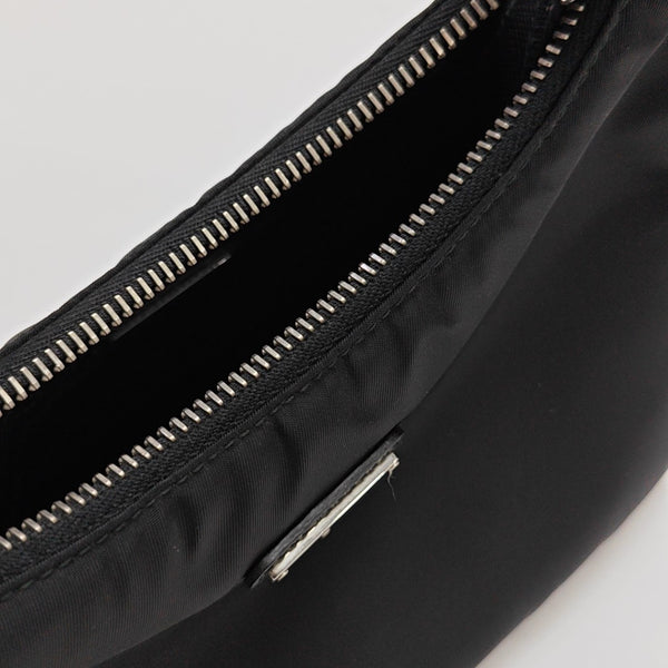 Re-Edition2005 Mini Nylon Black