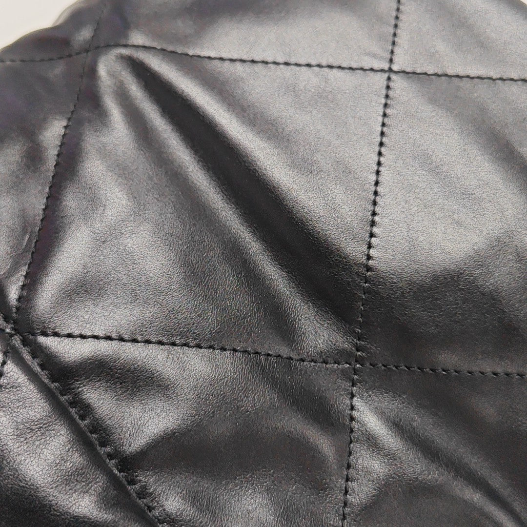 CHANEL 22 Mini Quilted Calfskin Black