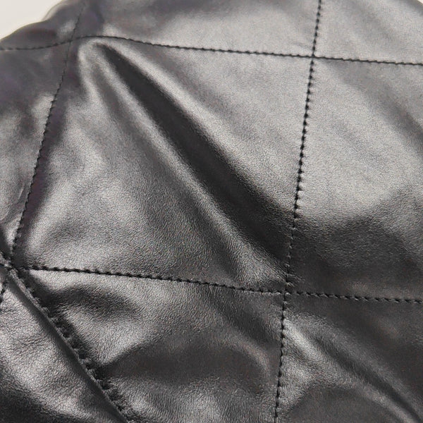 CHANEL 22 Mini Quilted Calfskin Black