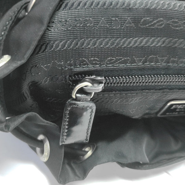 Vela Nylon Black