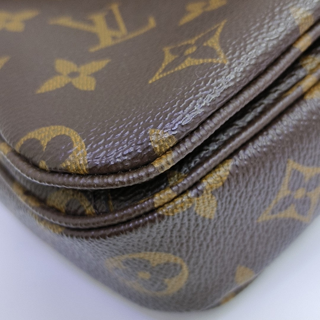 MÉTIS MM Monogram Coated Canvas Brown