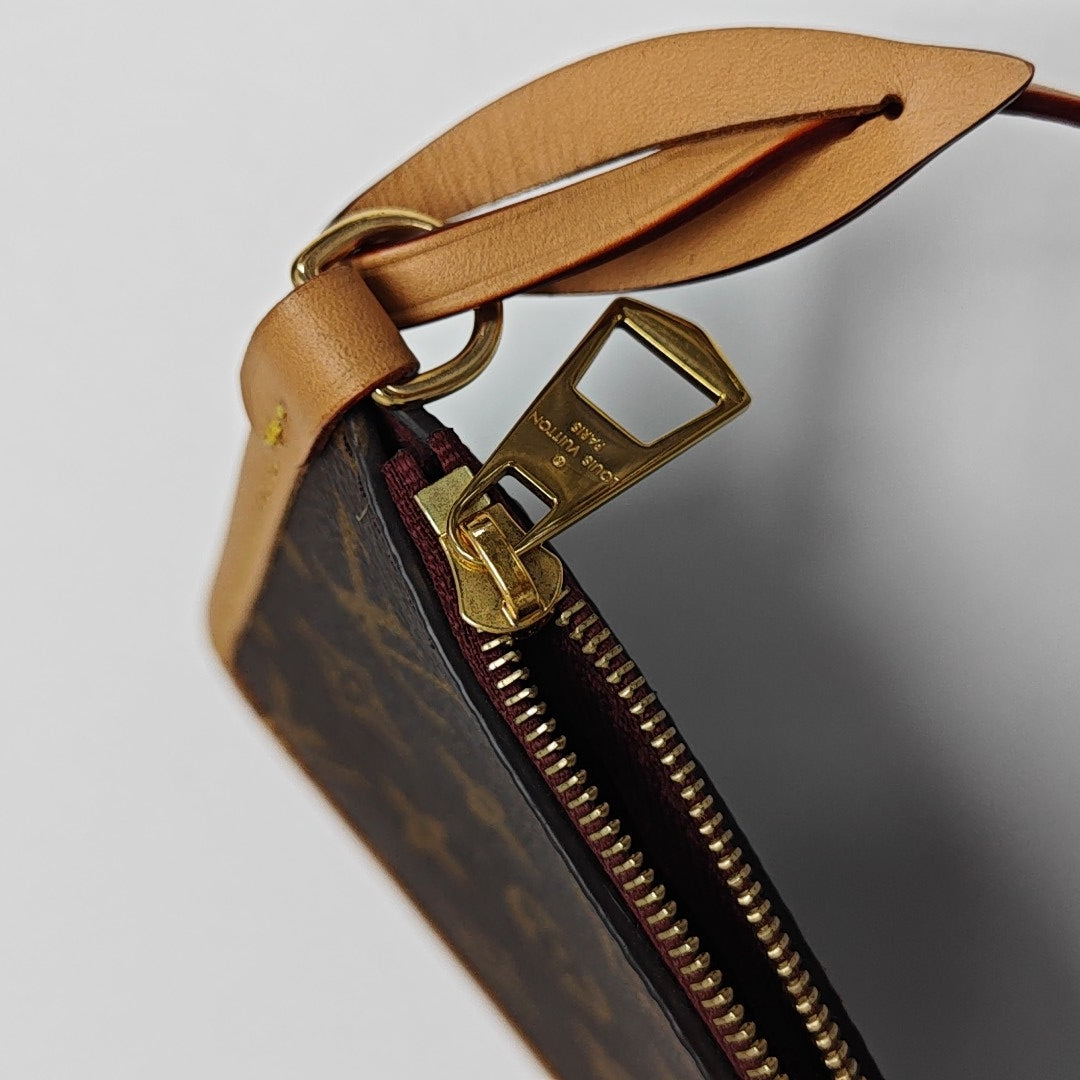 CARRYALL PM Monogram Coated Canvas Brown