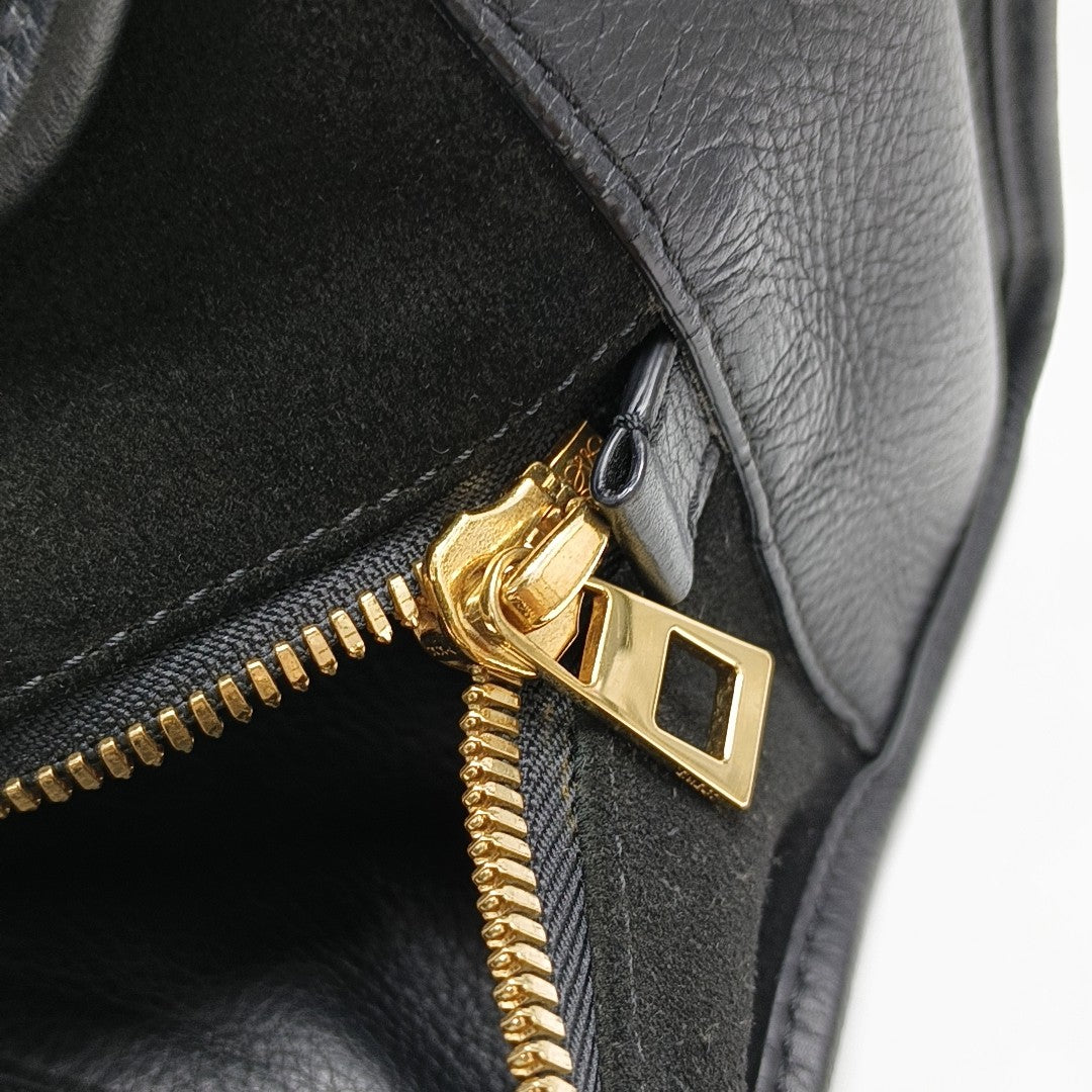Amazona Suede Black
