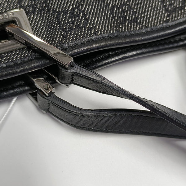 Monogram Canvas Black