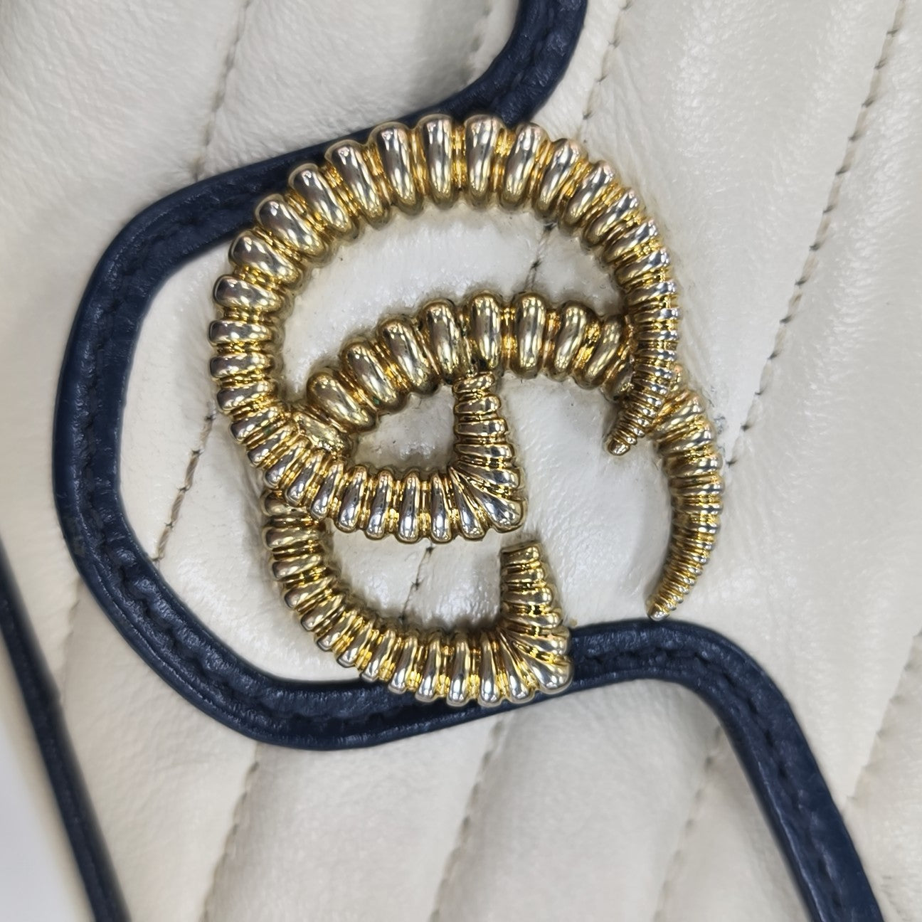 GG Marmont Super Mini Quilted Calfskin White