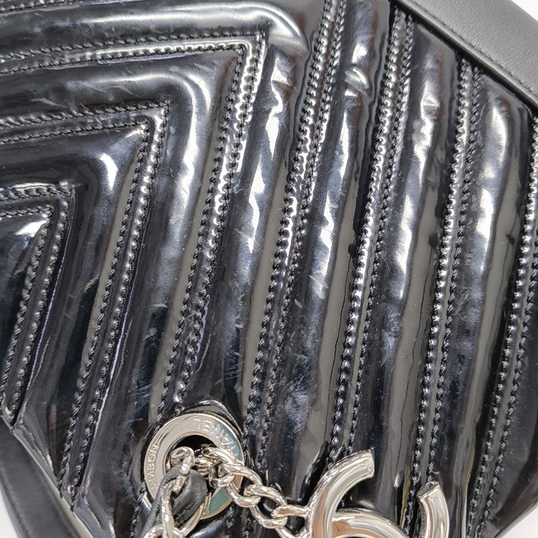 Chevron Calfskin Black