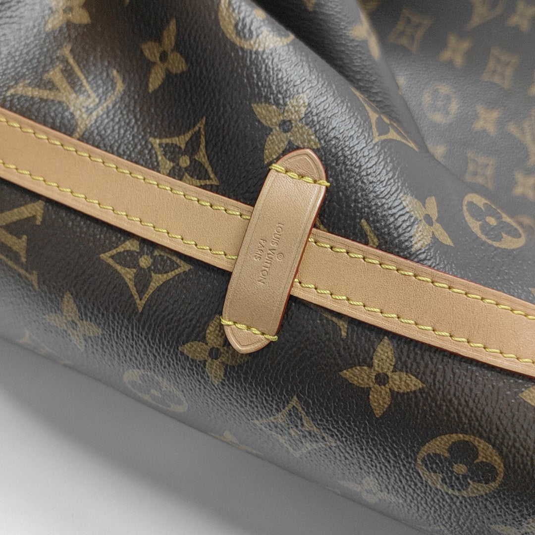 CARRYALL MM Monogram Coated Canvas Brown