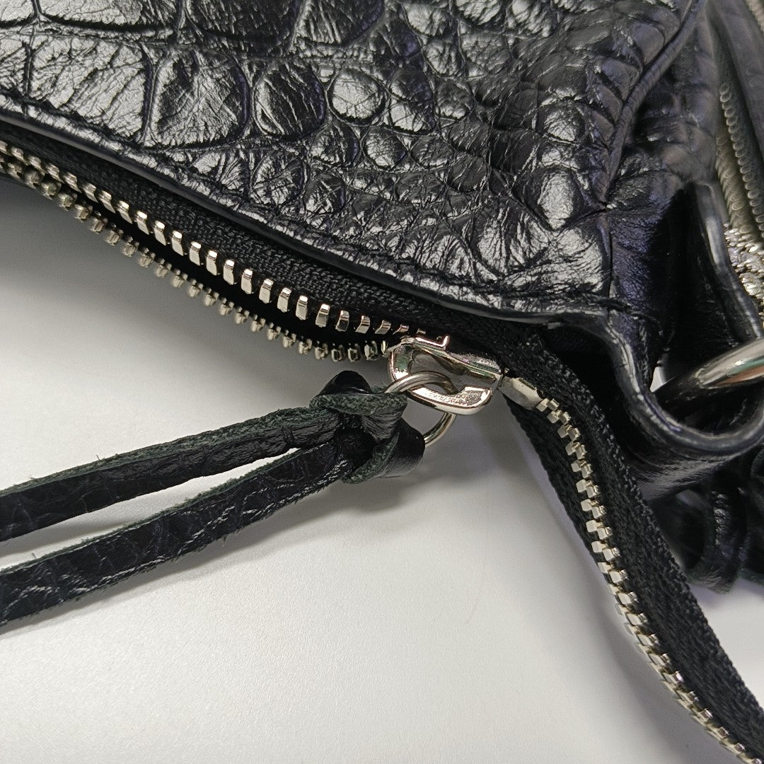 Le Cagole Small Calfskin Black