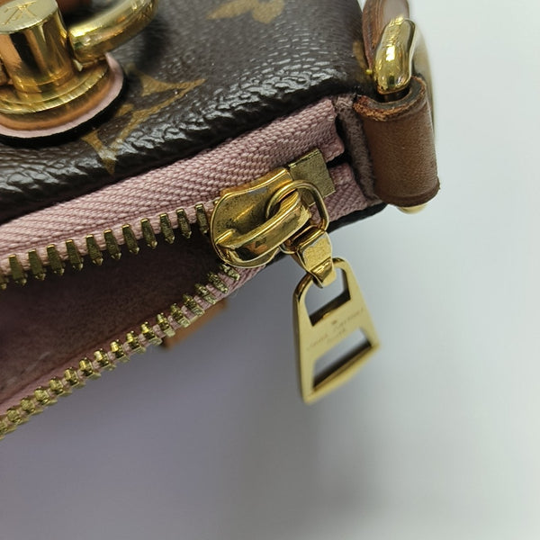 V TOTE BB Monogram Coated Canvas Pink