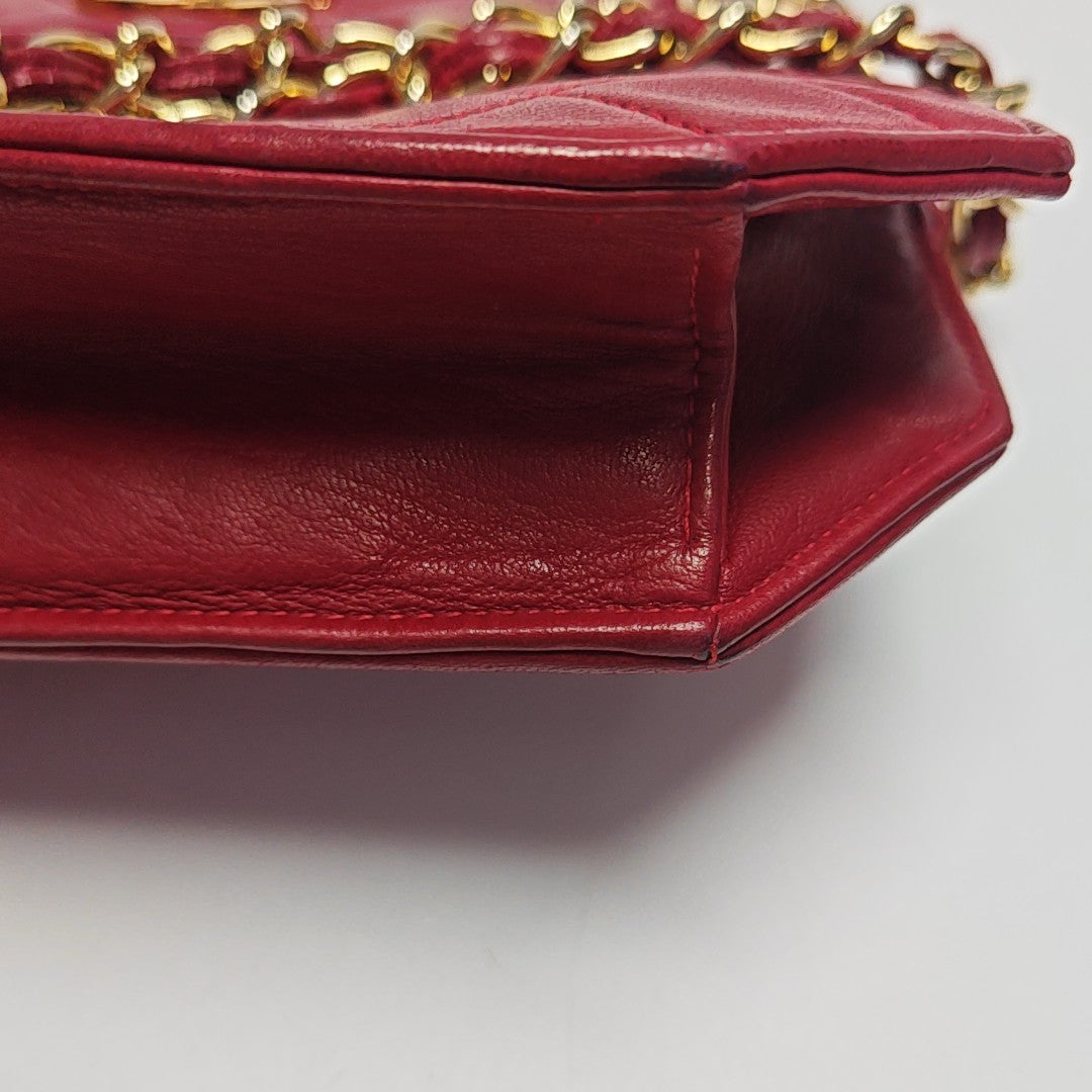 Quilted Lambskin Shoulder Bag Red